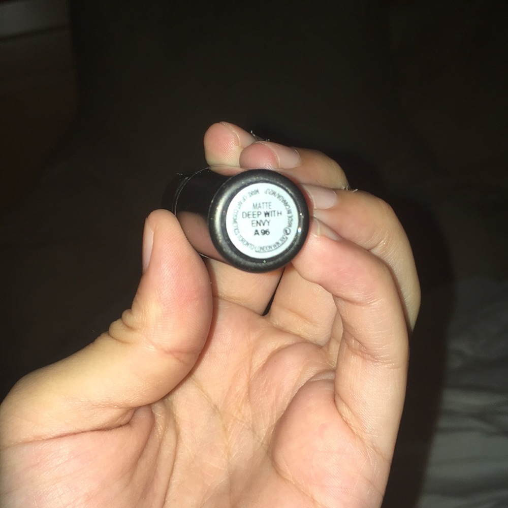 Mac Deep With Envy Lipstick